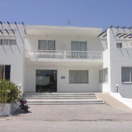 Alkmini Aparthotel