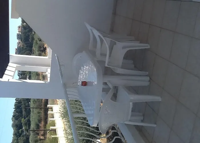 Apart Otel Alkmini 3*