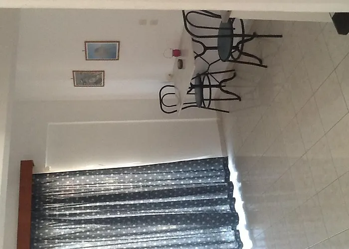 מלון דירות Alkmini Theológos