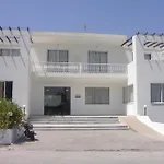 Alkmini Apartahotel