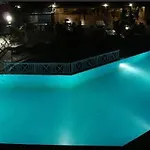 Alkmini Apartahotel 3*